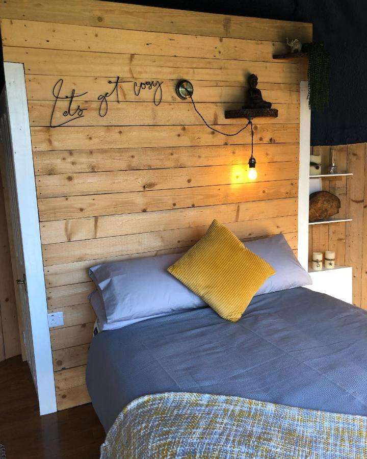 Hilltop Hideaway - Secluded Pod With Private Hot Tub Newry Exterior photo
