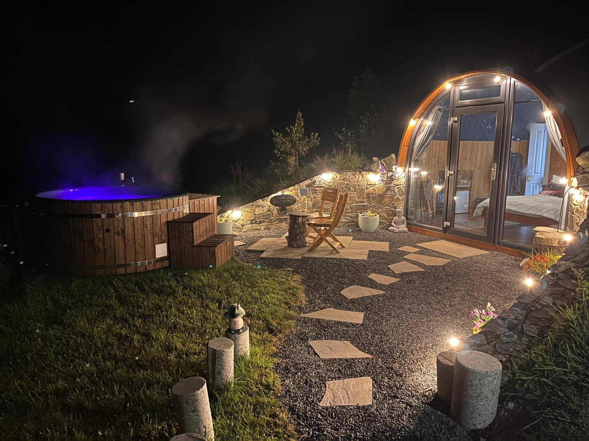 Hilltop Hideaway - Secluded Pod With Private Hot Tub Newry Exterior photo
